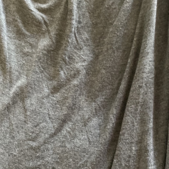 Sleeveless shirt - Picture 2 of 2